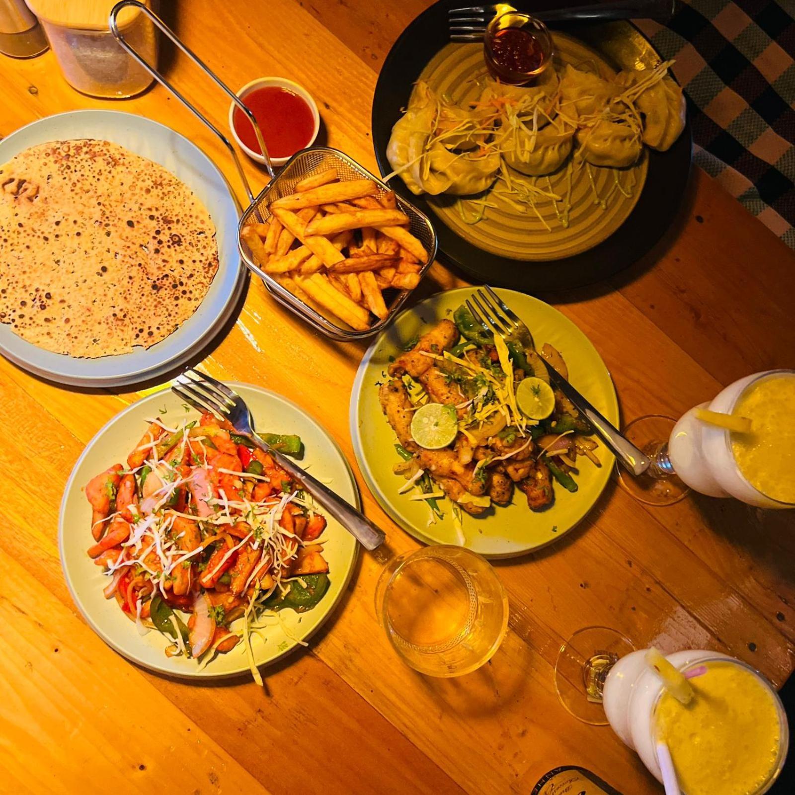 Hampi Village Resort & Tutti Cafe 外观 照片