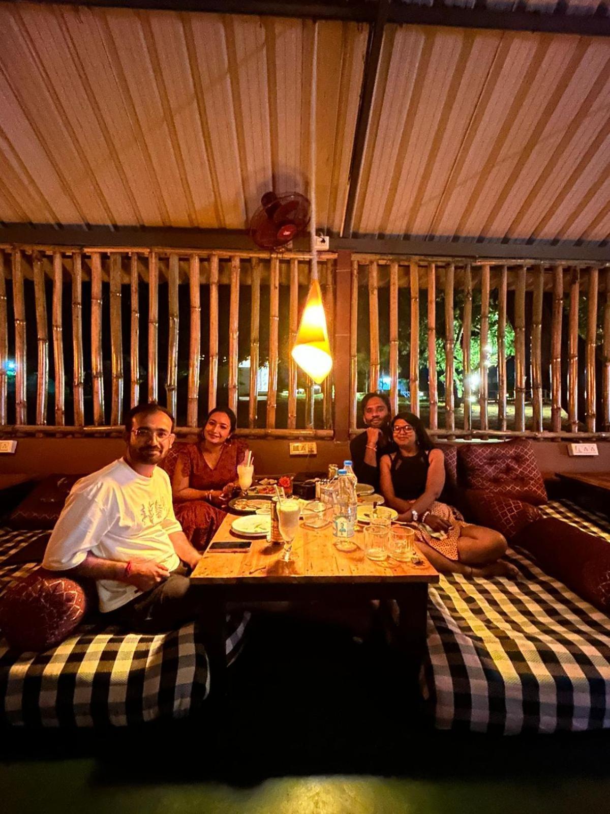 Hampi Village Resort & Tutti Cafe 外观 照片