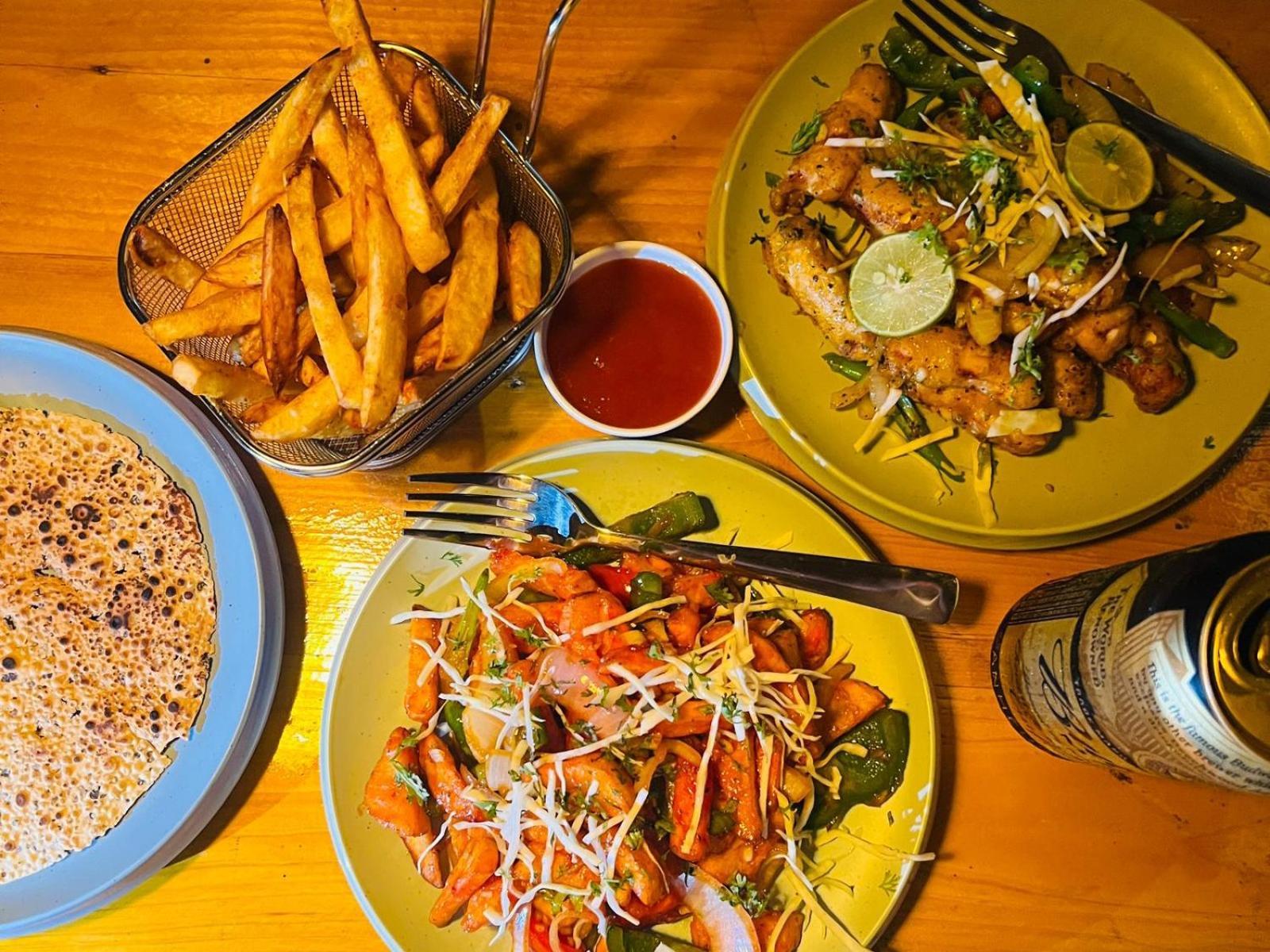 Hampi Village Resort & Tutti Cafe 外观 照片