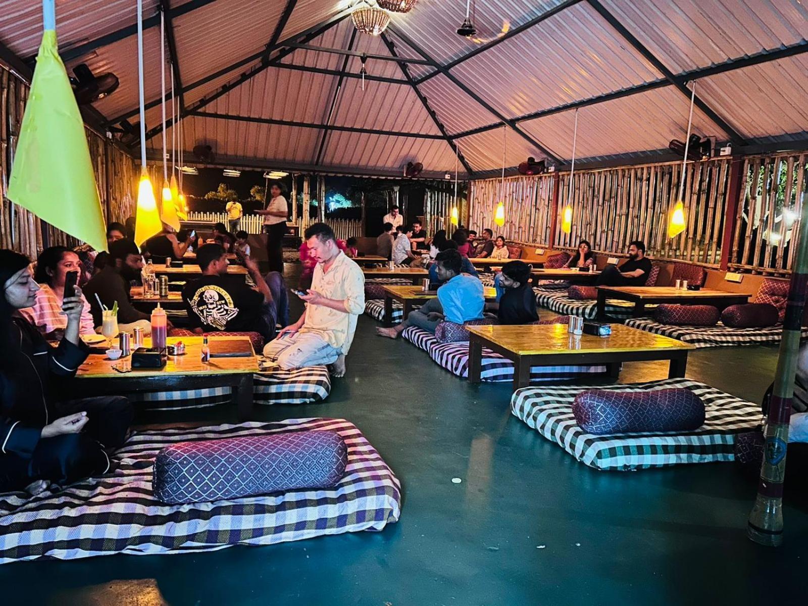 Hampi Village Resort & Tutti Cafe 外观 照片