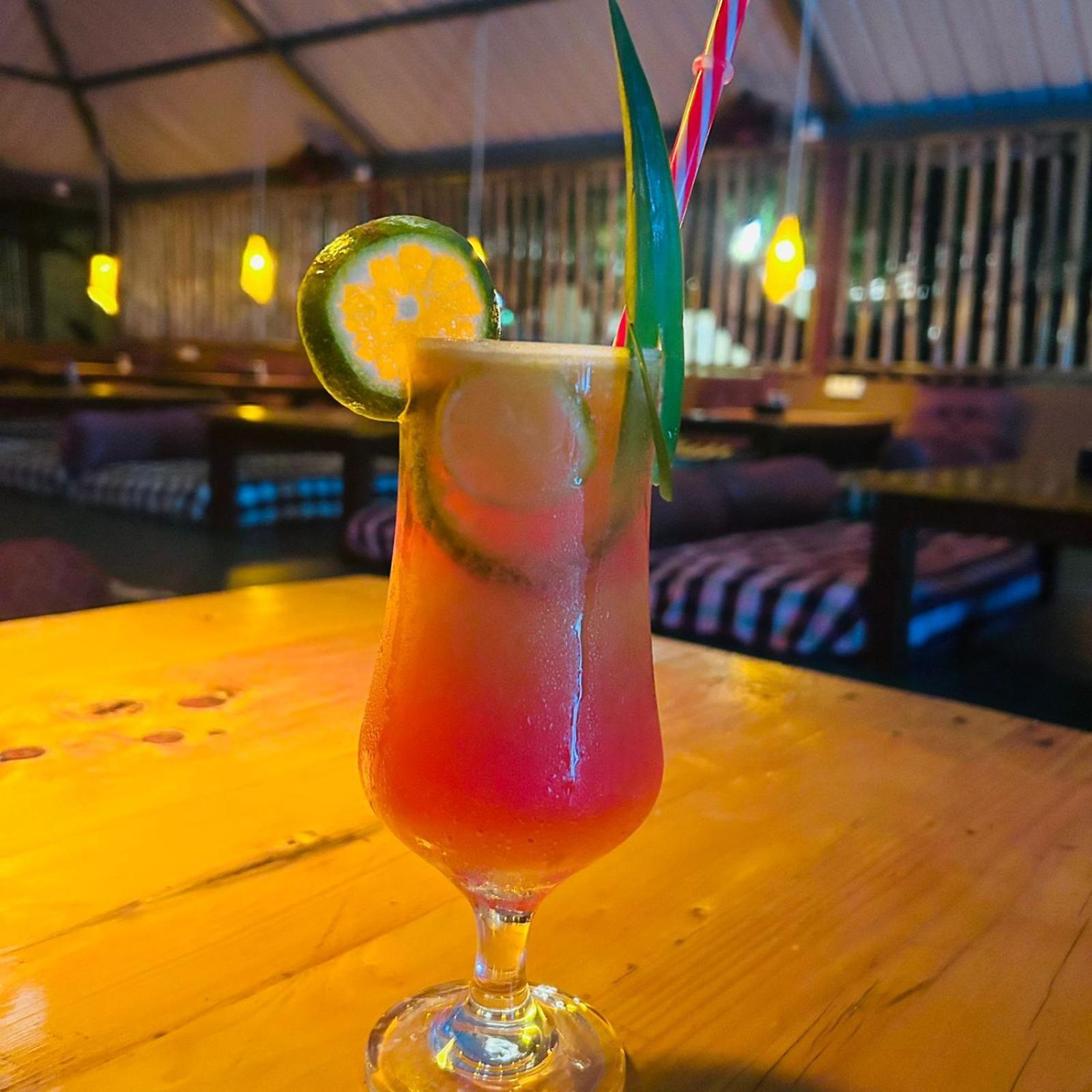 Hampi Village Resort & Tutti Cafe 外观 照片
