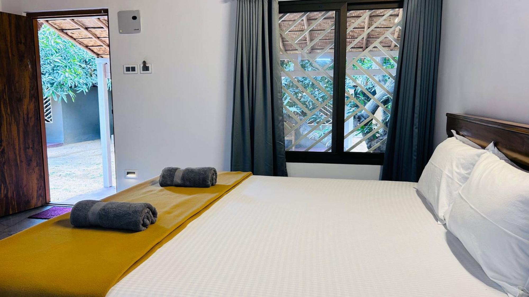 Hampi Village Resort & Tutti Cafe 外观 照片