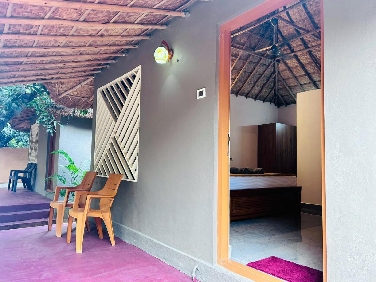 Hampi Village Resort & Tutti Cafe 外观 照片