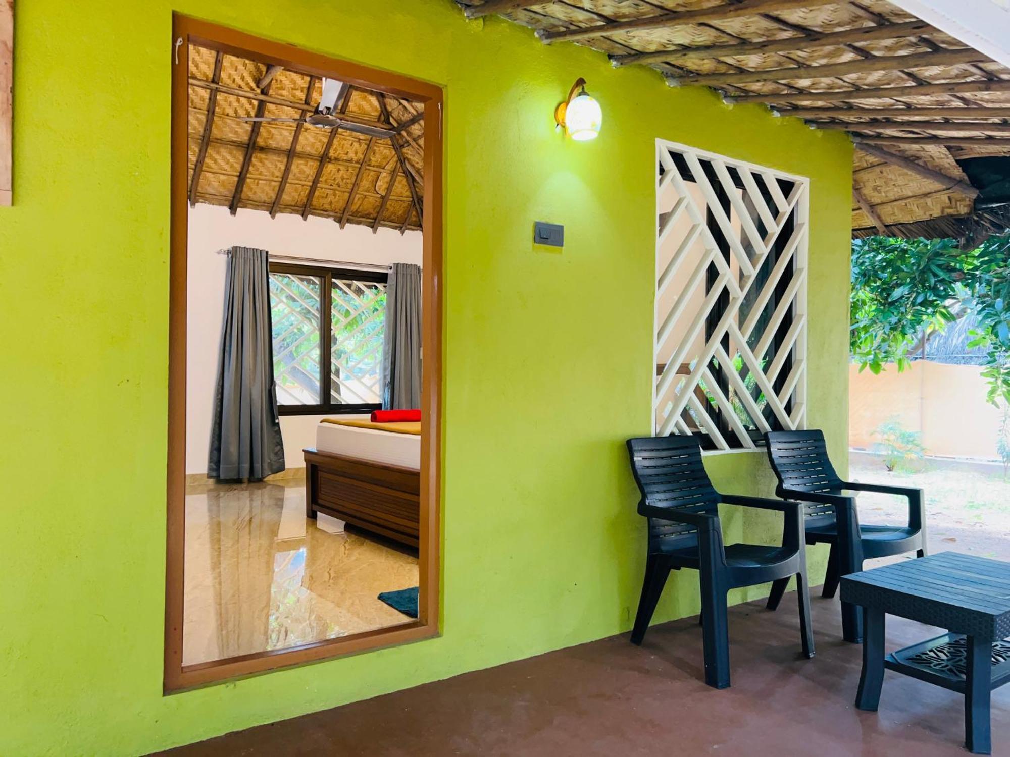 Hampi Village Resort & Tutti Cafe 外观 照片