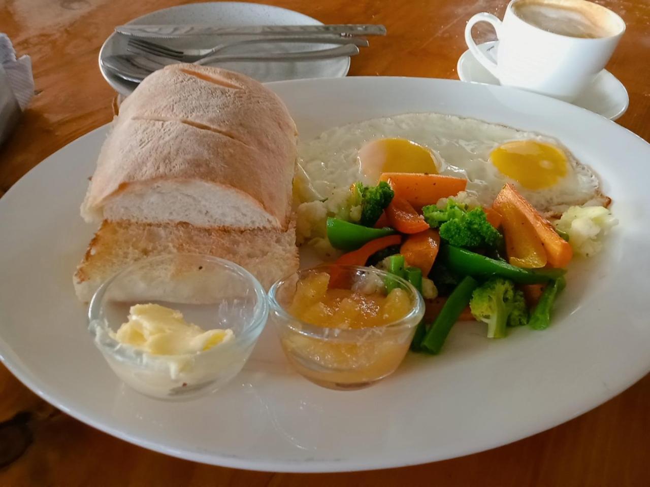 Hampi Village Resort & Tutti Cafe 外观 照片